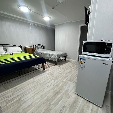 Ахметова 4 Διαμέρισμα Krasnoye Pole Εξωτερικό φωτογραφία